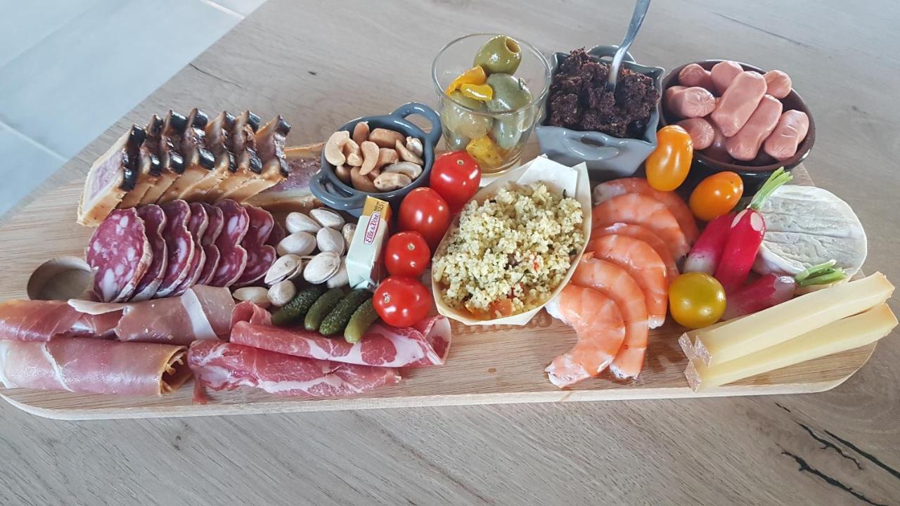 gite A L' ÉVIDENCE Mornas Esterno foto